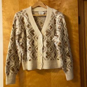 Women’s sweater